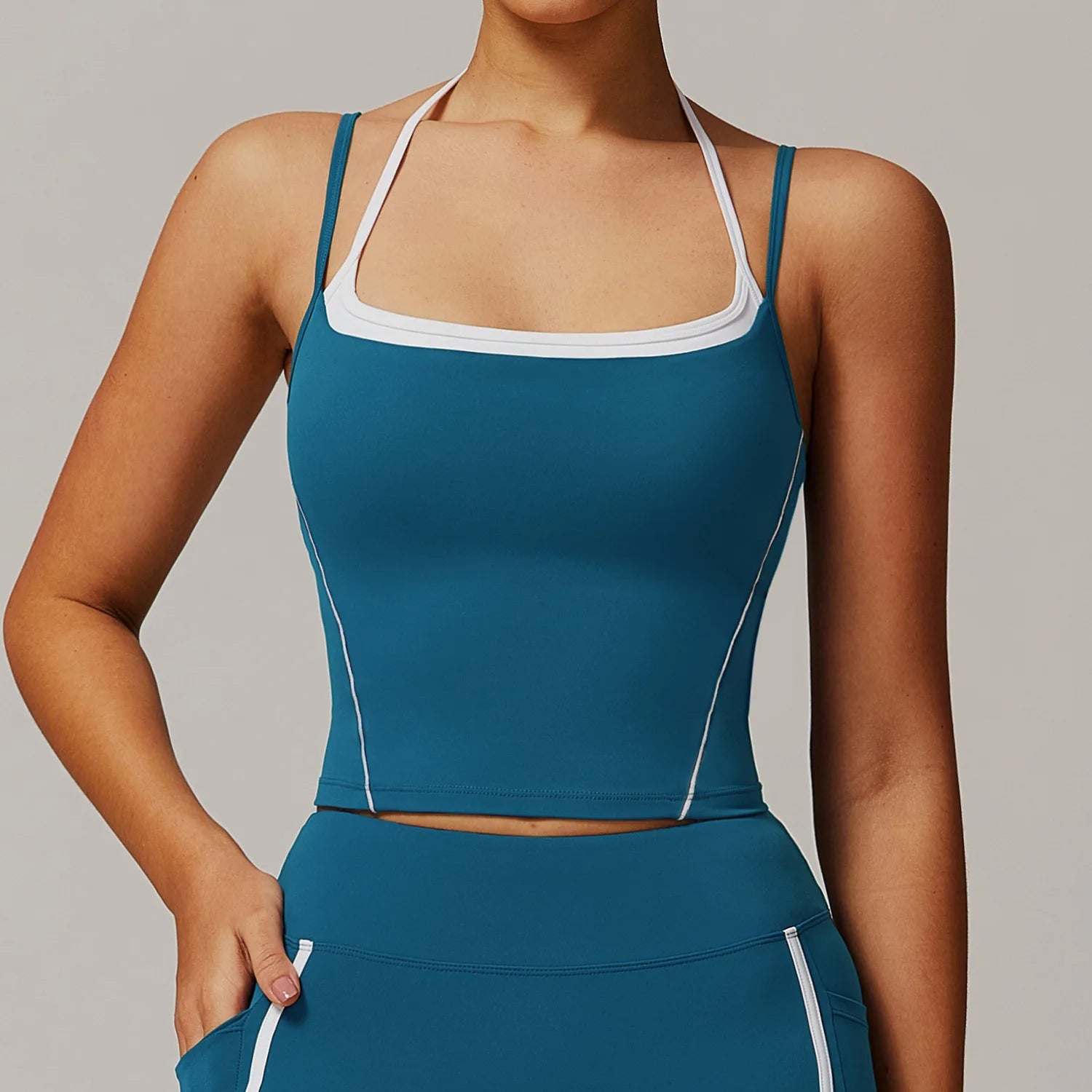 Yoga Tank Top Contrast Trim Halter Neck Sports Crop Top Women Quick Dry Breathable Gym Fitness Wear Custom Logo