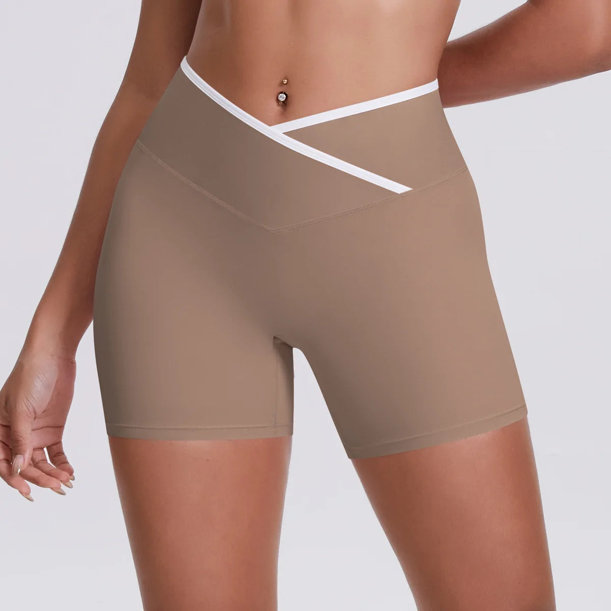 Women's Breathable Workout Shorts Sets Gym Fitness Activewear 3-Piece Set V Shape High Waist Solid Front Logo Yoga