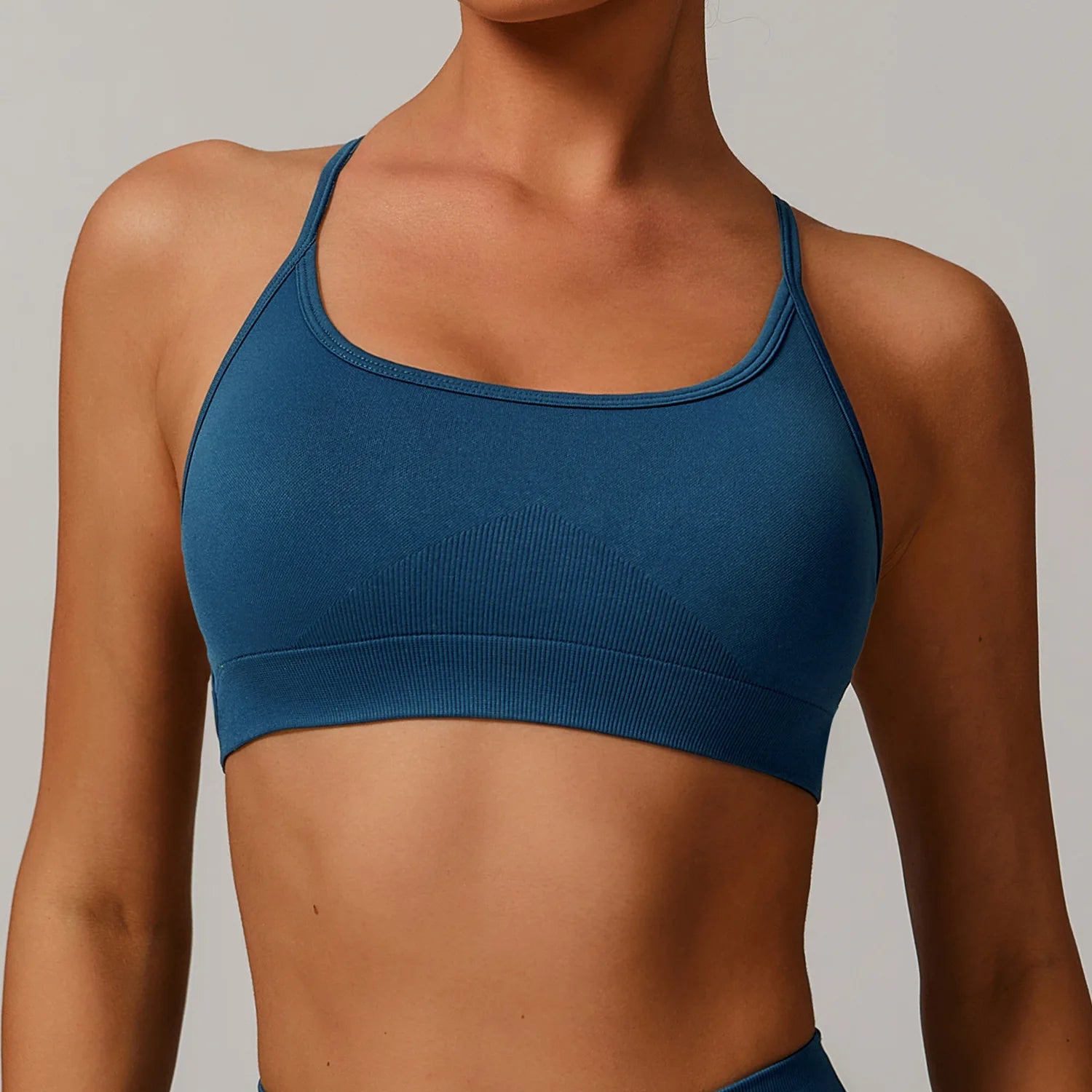 Criss Cross Sports Bra Seamless Yoga Bra Custom Logo Removable Padded Gym Workout Crop Top Vest