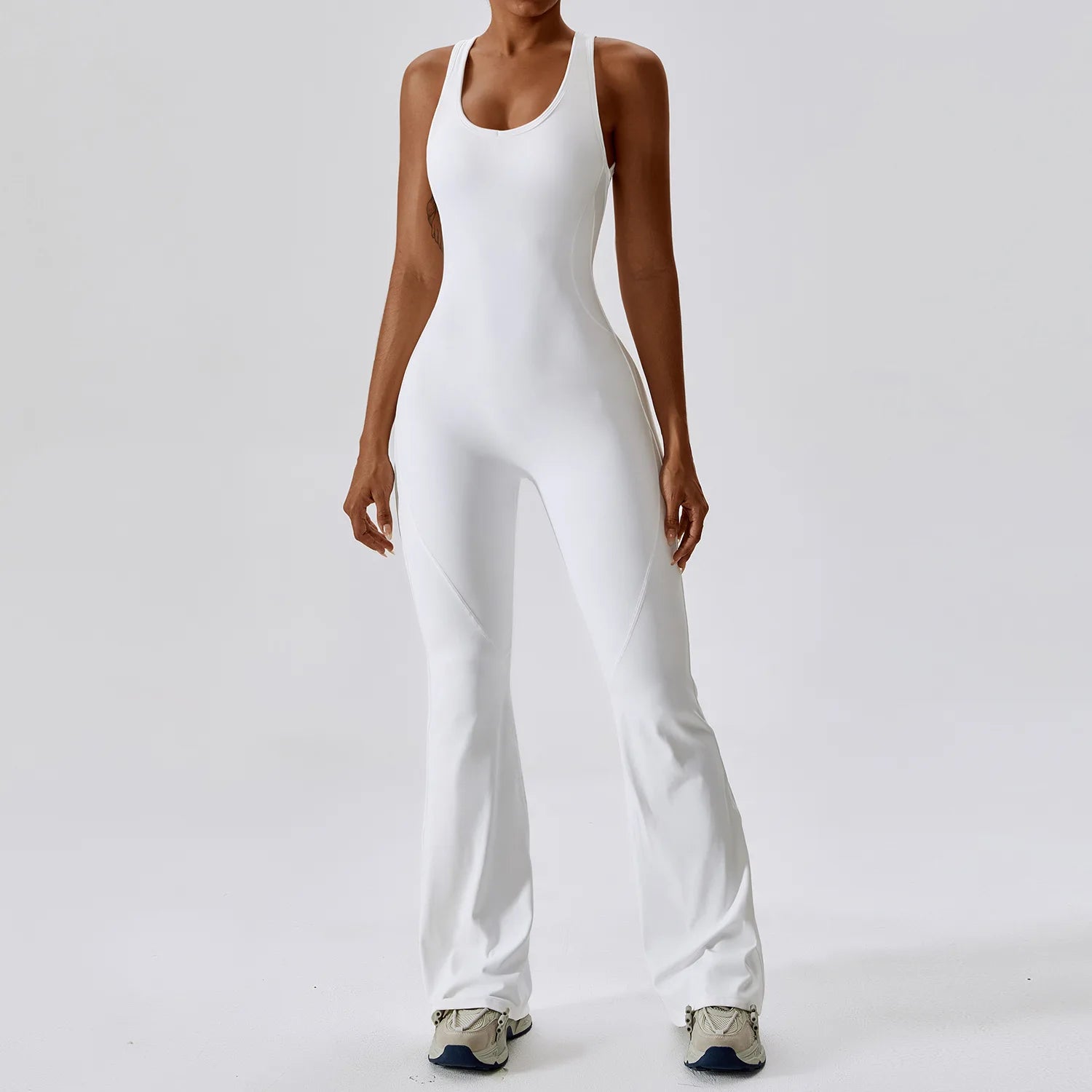 Plus Size Elastin Backless Workout Romper Quick Dry Flare Leggings Yoga Jumpsuits Knitted Women Custom  Gym Fitness Bodysuit