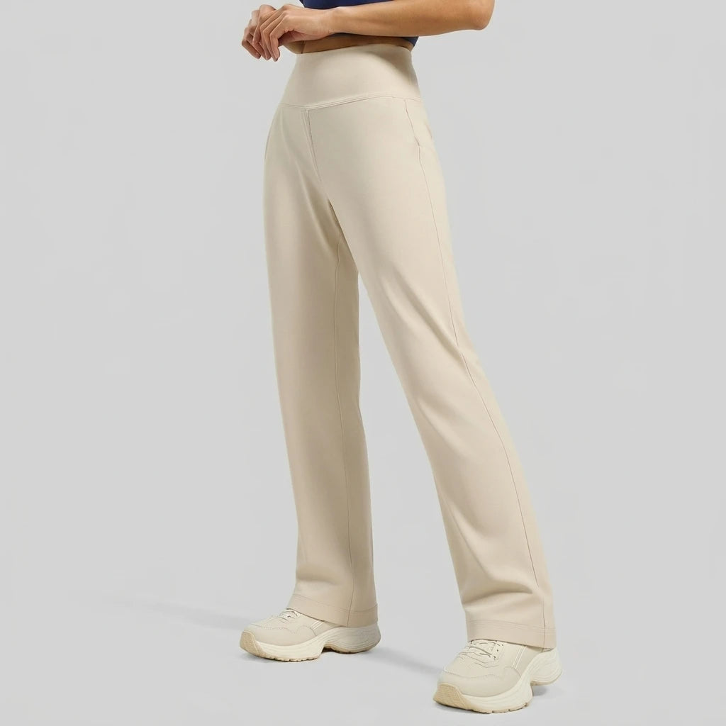 Plus Size High-Waisted Flared Leg Yoga Pants with Back Waist Pockets Tummy Control & Quick-Dry Breathable Fabric for Fitness.