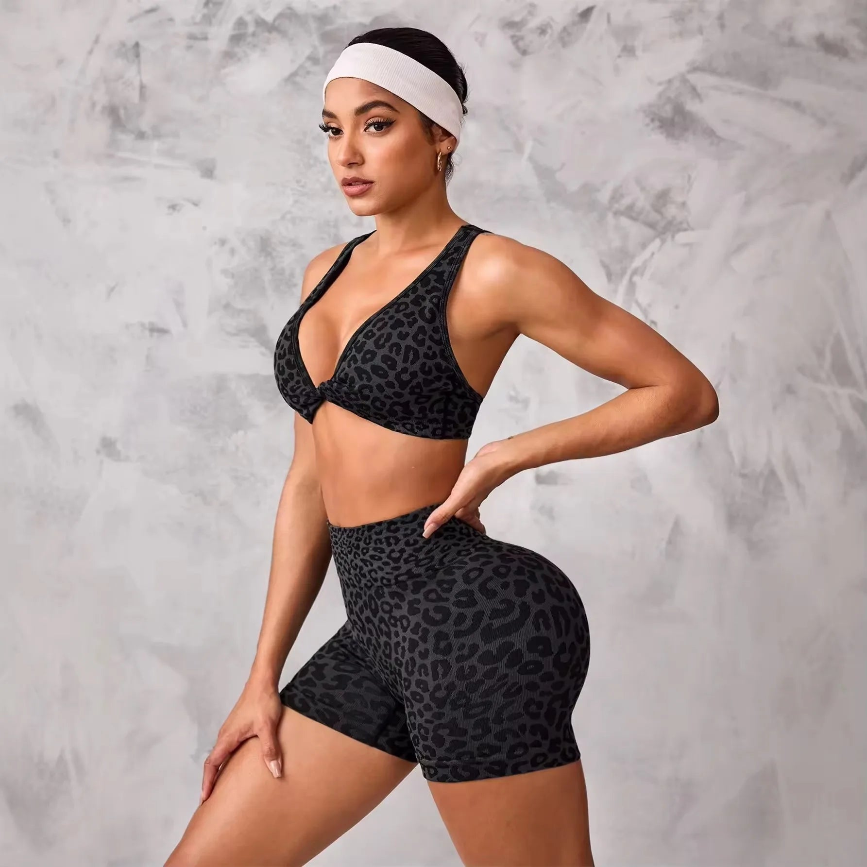 Butt Lifting Tummy Control Leopard Print Lightweight 2 Piece Women's Yoga Shorts Set Crisscross Back High Waist for Gym Workout