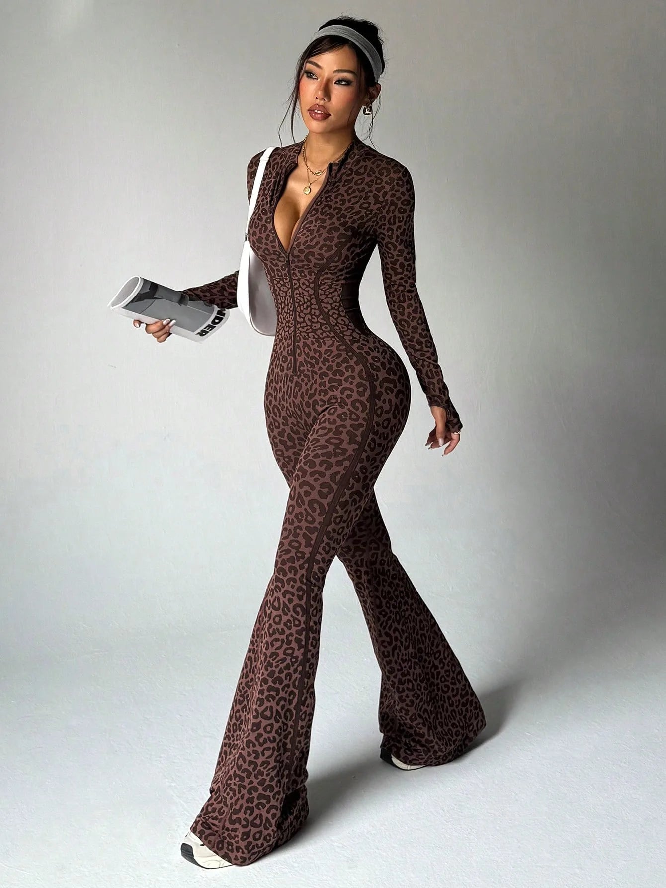Custom Women Leopard Print Fitness  Bodysuit Yoga Wear Women's Clothing European and American Style Slim Fit Zipper