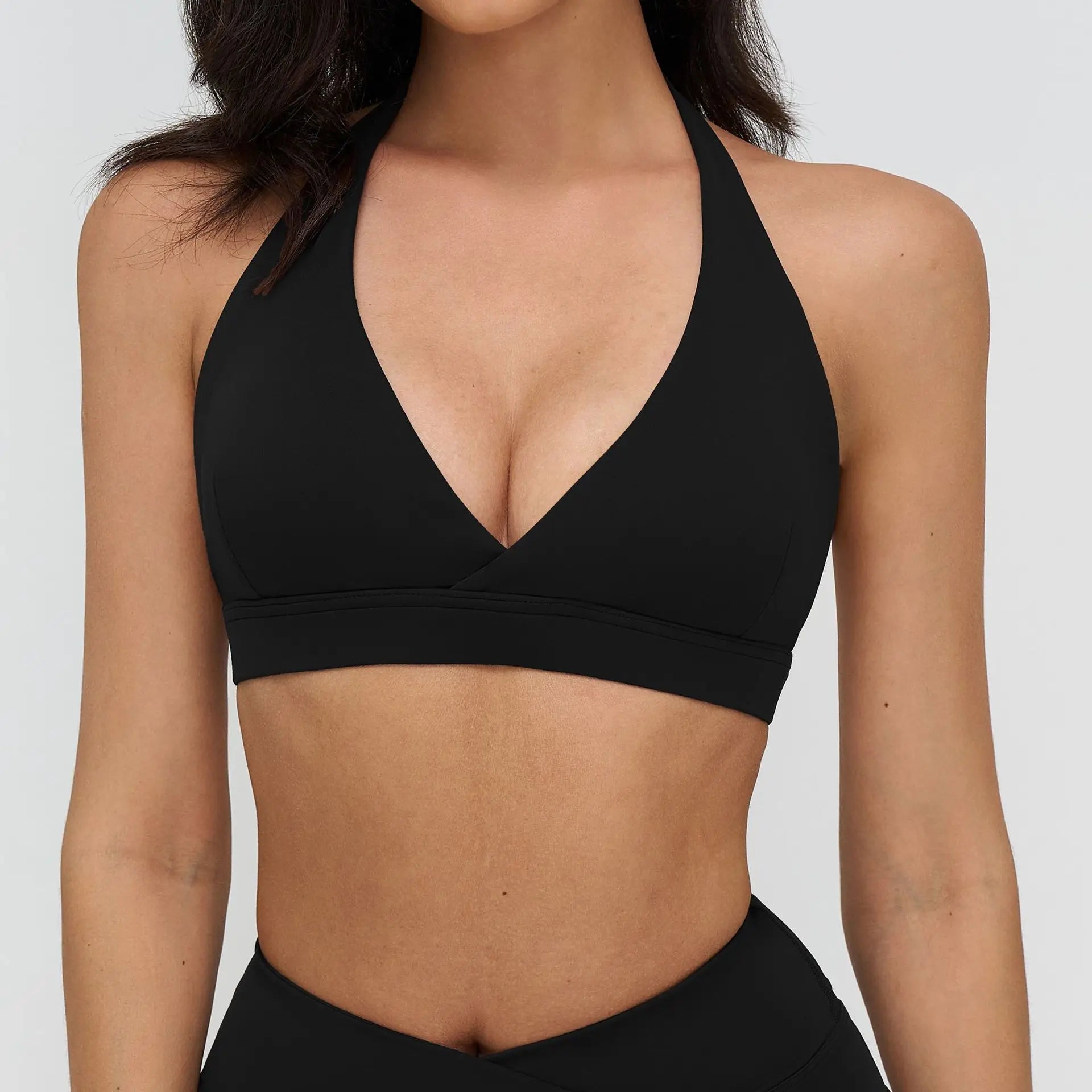 Women's Seamless Workout Set High Waist Booty Biker Shorts & Backless Sport Bra Breathable Yoga Outfits with Front Custom  Logo