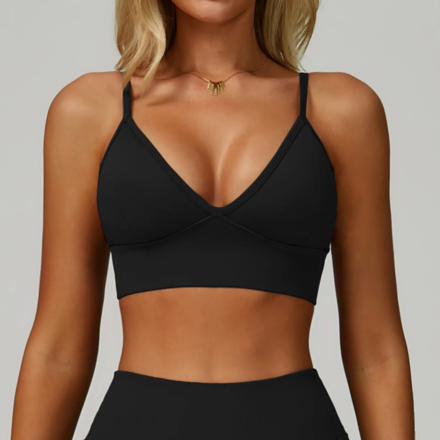 Yoga Bra Women Seamless Ribbed Sports Bra Spaghetti Strap V Neck Padded Gym Workout Crop Top Custom Logo Breathable