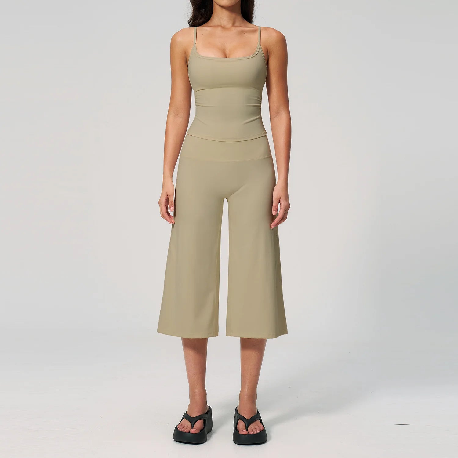 High-Waisted Elastic Waist Capri Pants Custom Logo Women's Solid Casual Two Piece Set Halter  Quick Dry Spandex/Nylon Activewear