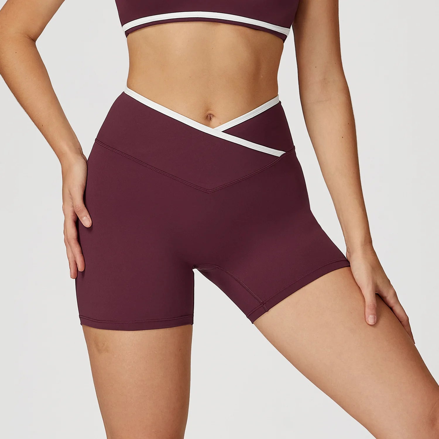 Crossover Waistband Yoga Shorts Contrast Binding High Waisted Biker Shorts Women Butt Lift Gym Workout Essentials Shorts