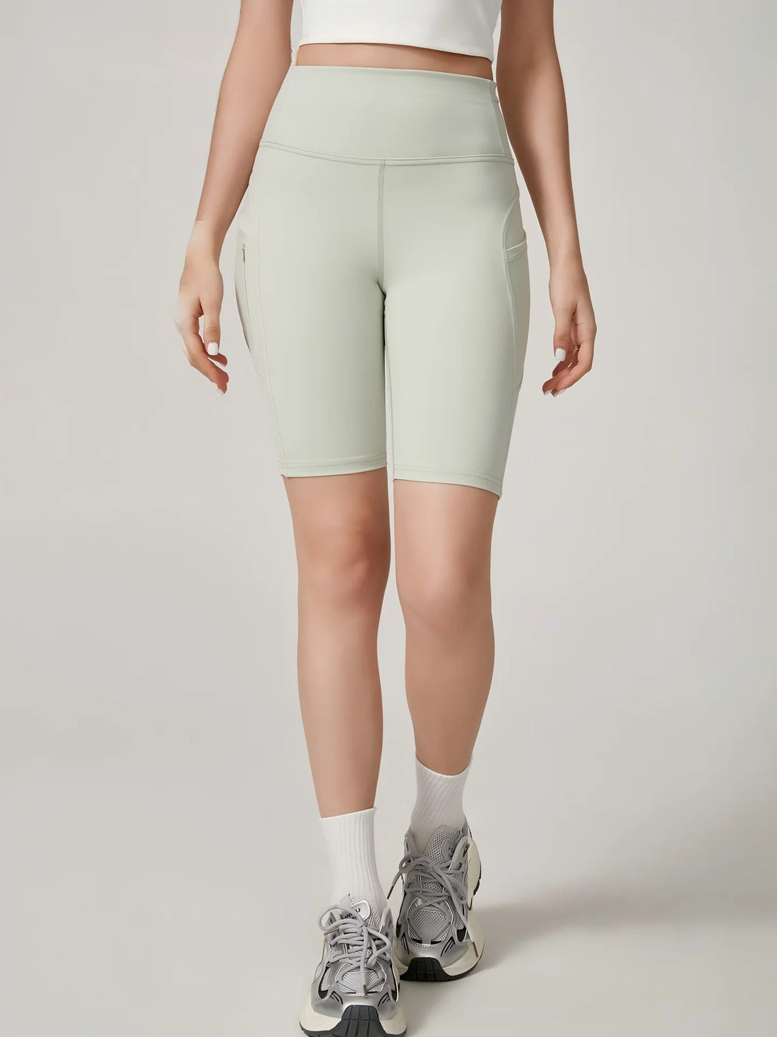 Custom Women's High-Waisted Knee-Length Yoga Gym Fitness Shorts for Breathable Quick Dry Four-Way Stretch Elastic