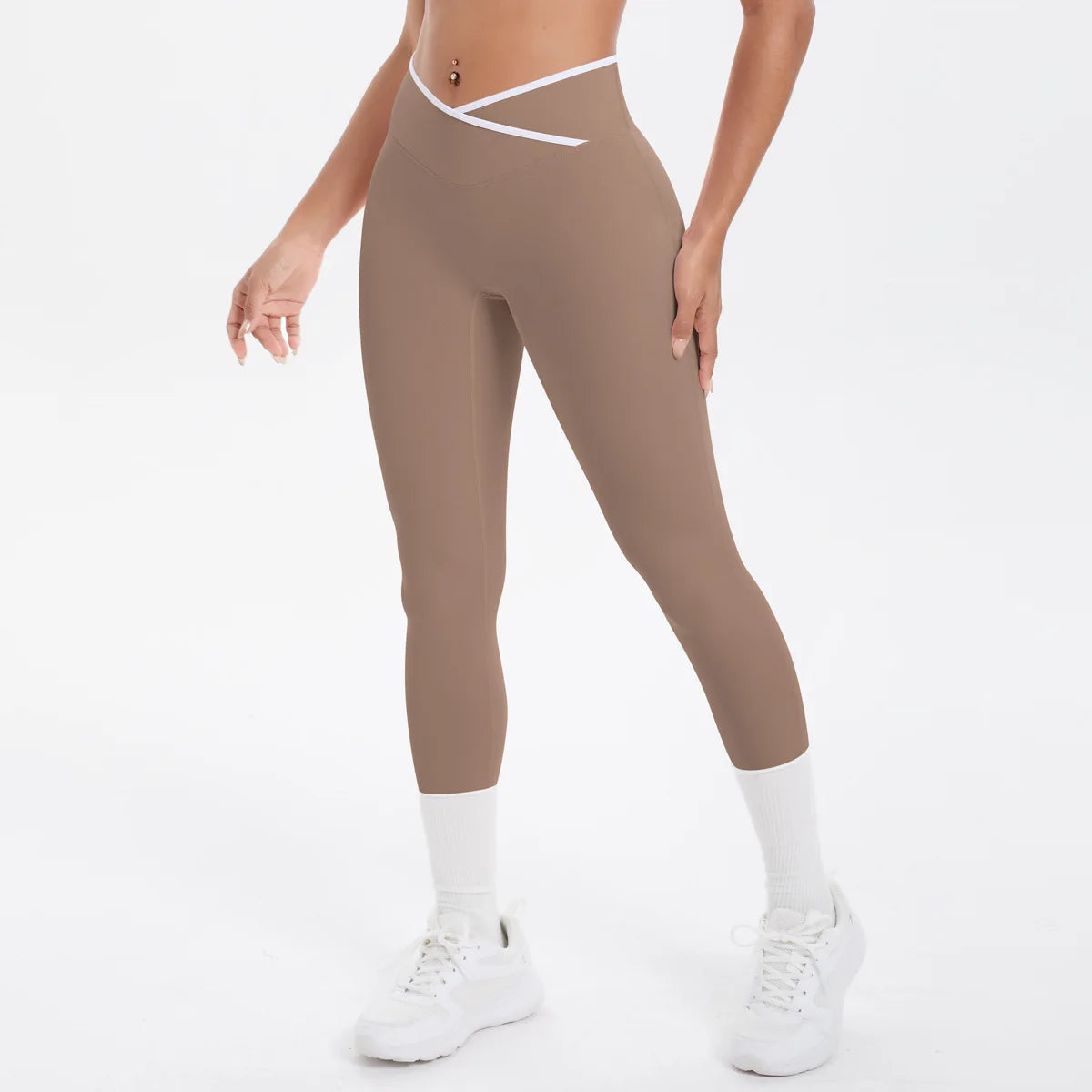 Women's Breathable Workout Shorts Sets Gym Fitness Activewear 3-Piece Set V Shape High Waist Solid Front Logo Yoga