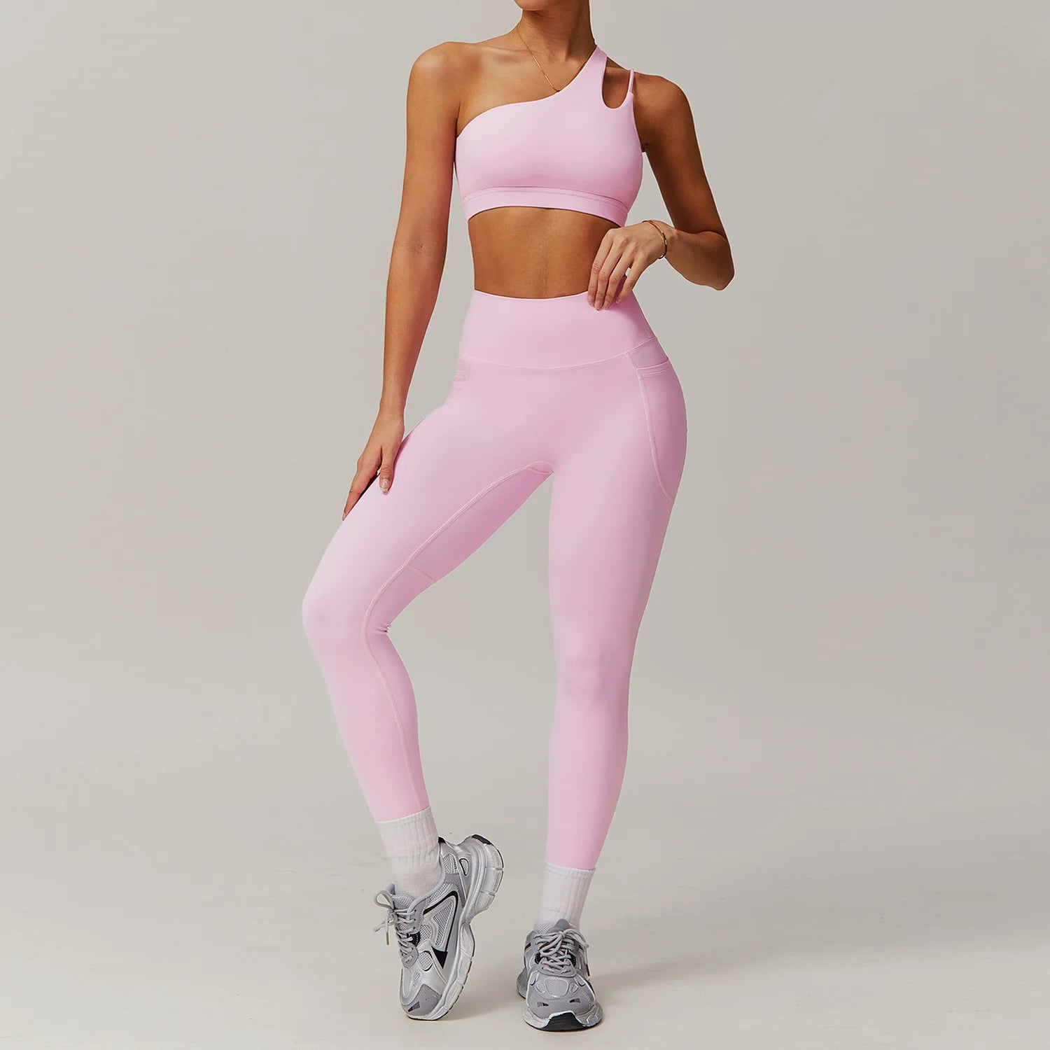 Tummy Control Workout Outfit Wholesale Women's Breathable Cloud Fabric Yoga Set Cutout Sports Bra High Waist Leggings
