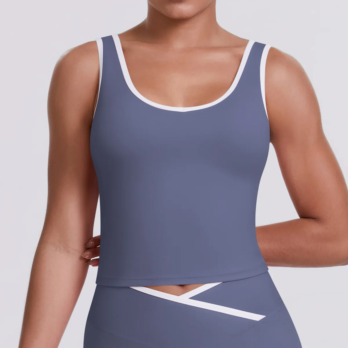 Women's Breathable Workout Shorts Sets Gym Fitness Activewear 3-Piece Set V Shape High Waist Solid Front Logo Yoga