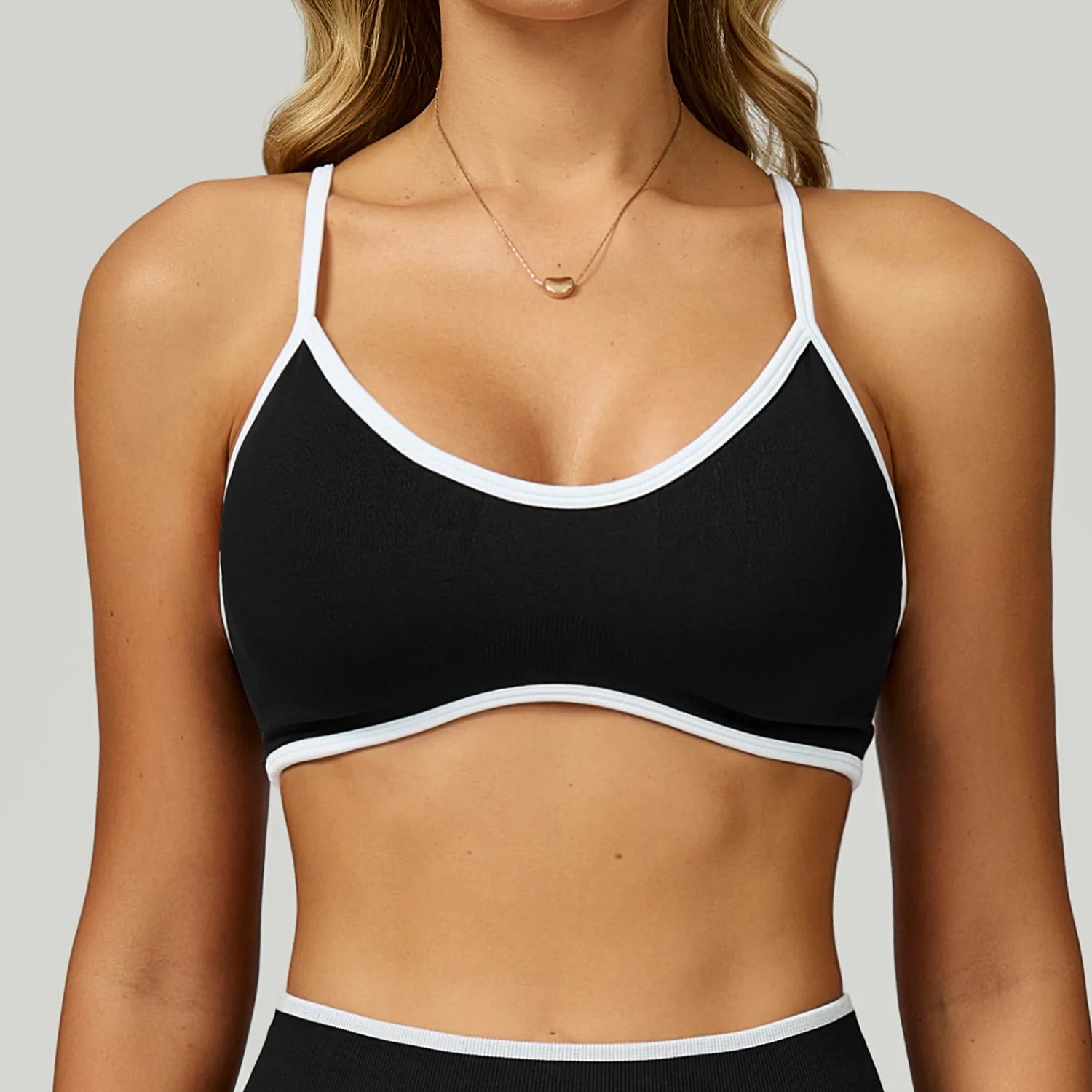 Women Contrast Binding Sports Bra Low U Back Gym Crop Top Removable Padded Adjustable Strap Yoga Bralette 11 Colors