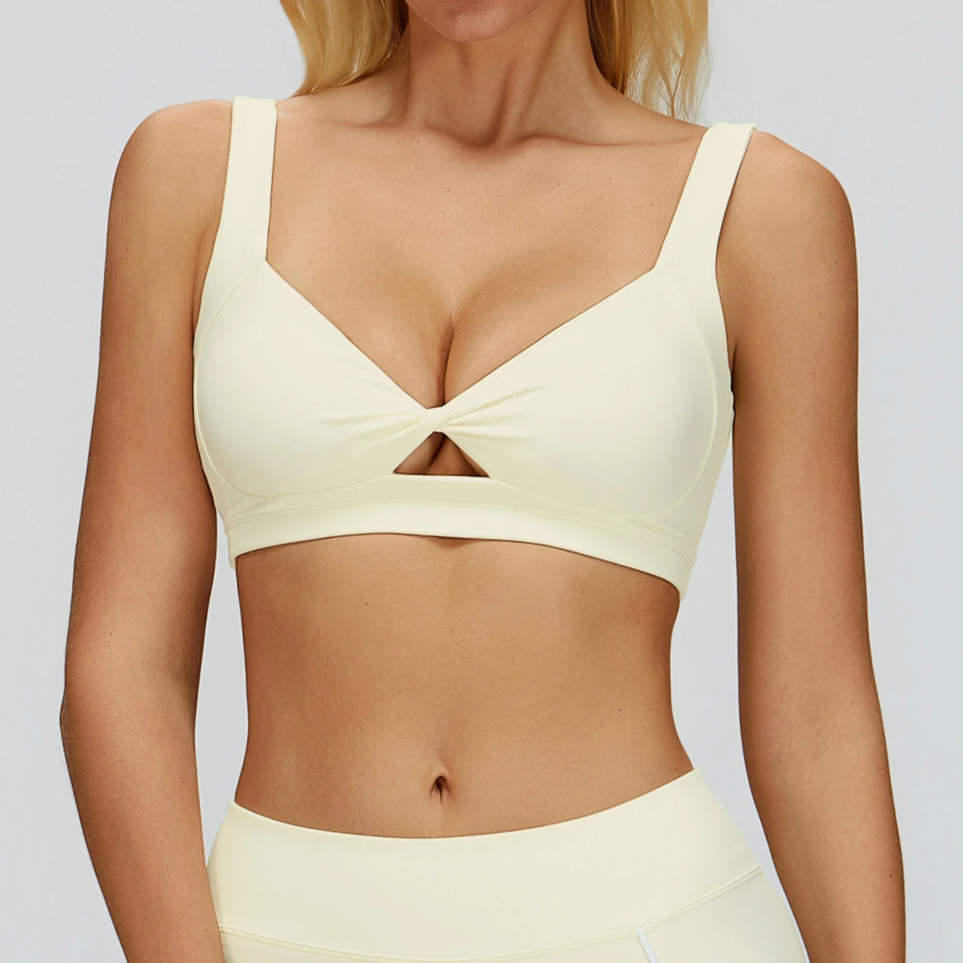 Twisted Knot Front Sports Bra Women Push up Yoga Bra Wide Straps Padded Gym Workout Crop Top Custom Logo Soft Fit