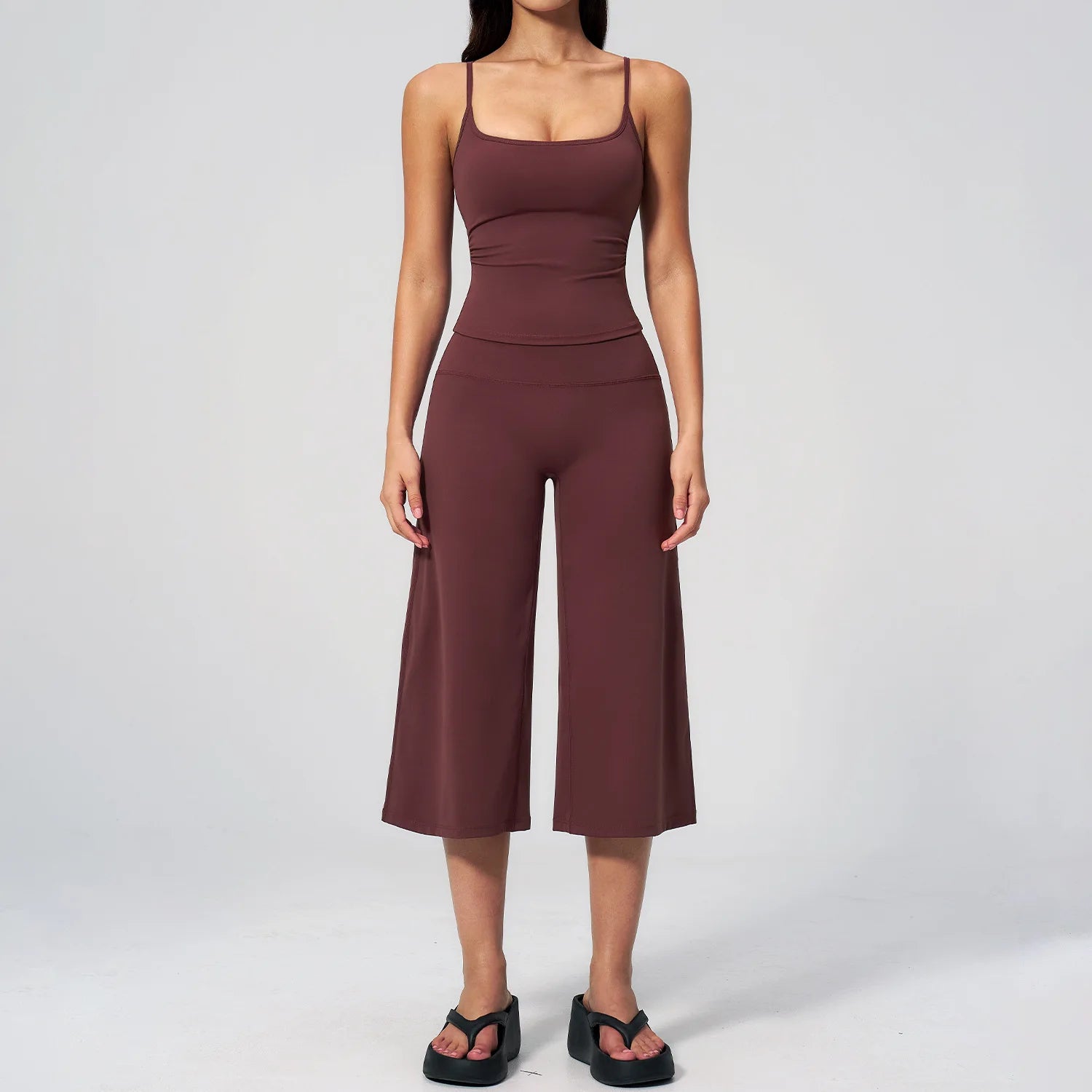 High-Waisted Elastic Waist Capri Pants Custom Logo Women's Solid Casual Two Piece Set Halter  Quick Dry Spandex/Nylon Activewear