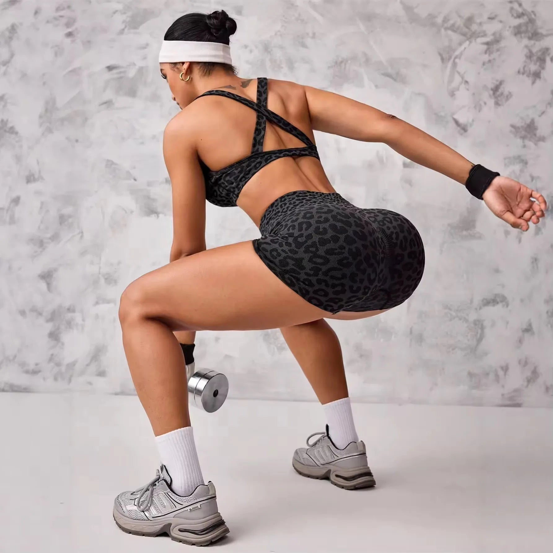 Butt Lifting Tummy Control Leopard Print Lightweight 2 Piece Women's Yoga Shorts Set Crisscross Back High Waist for Gym Workout