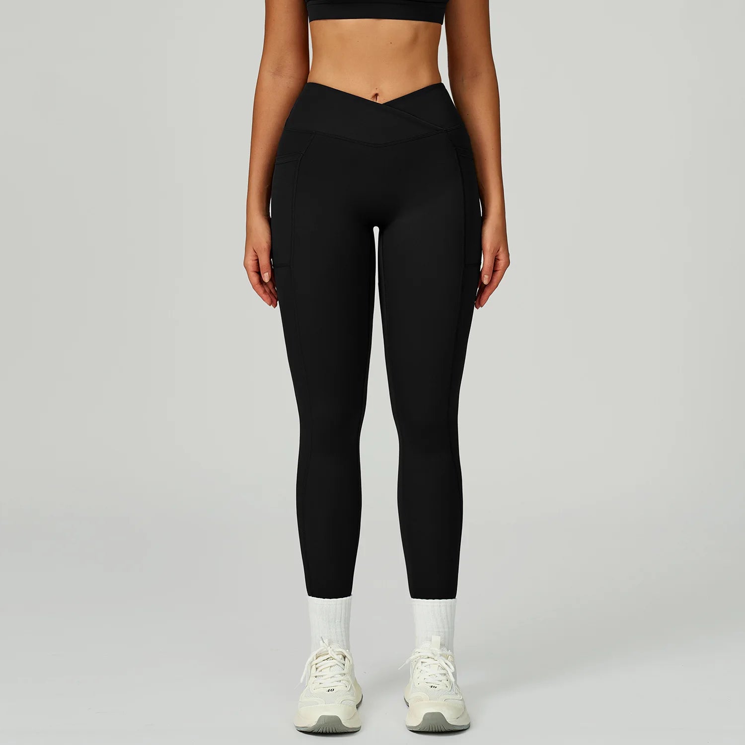 Women's Seamless Workout Set High Waist Booty Biker Shorts & Backless Sport Bra Breathable Yoga Outfits with Front Custom  Logo