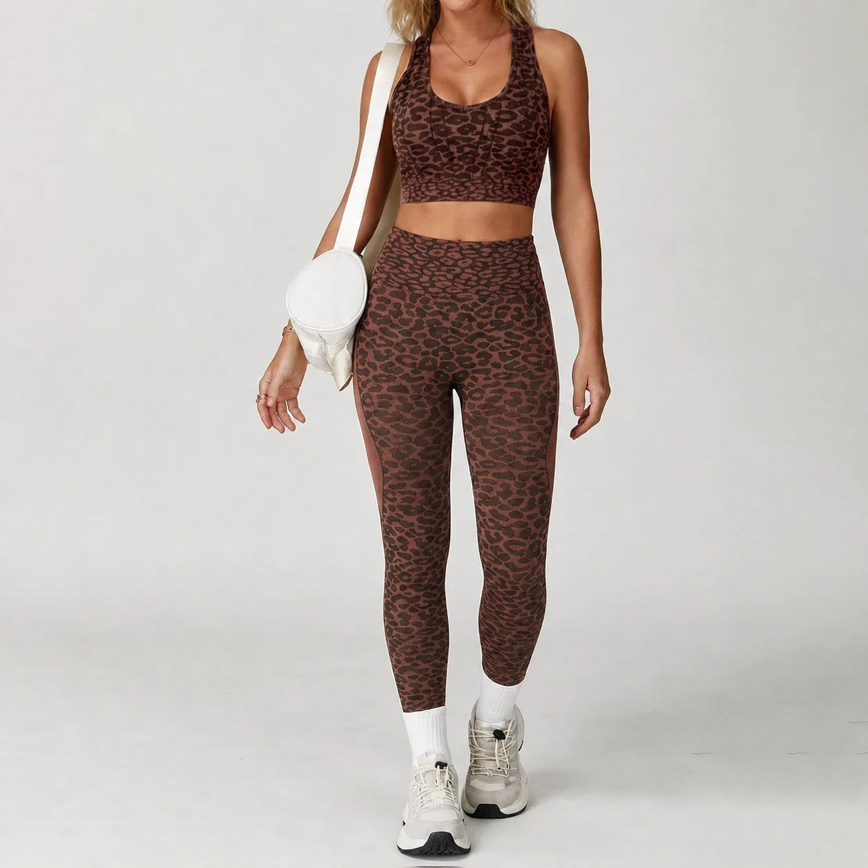Leopard Fashion Thick With Pad Cross Back Winter Yoga Set Female High Waist Scrunch Butt Outdoor Suit Lady Running Clothes