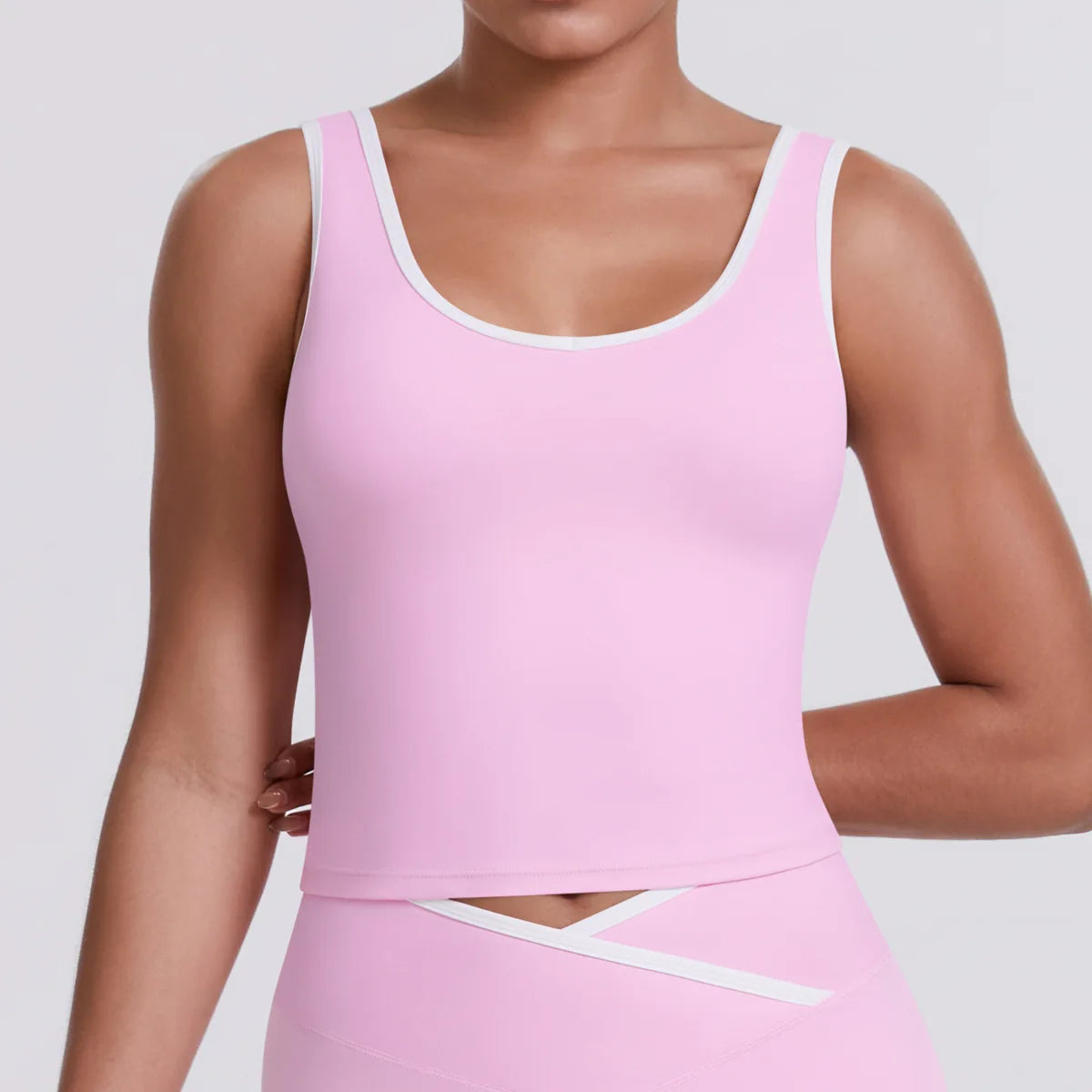 Women's Breathable Workout Shorts Sets Gym Fitness Activewear 3-Piece Set V Shape High Waist Solid Front Logo Yoga