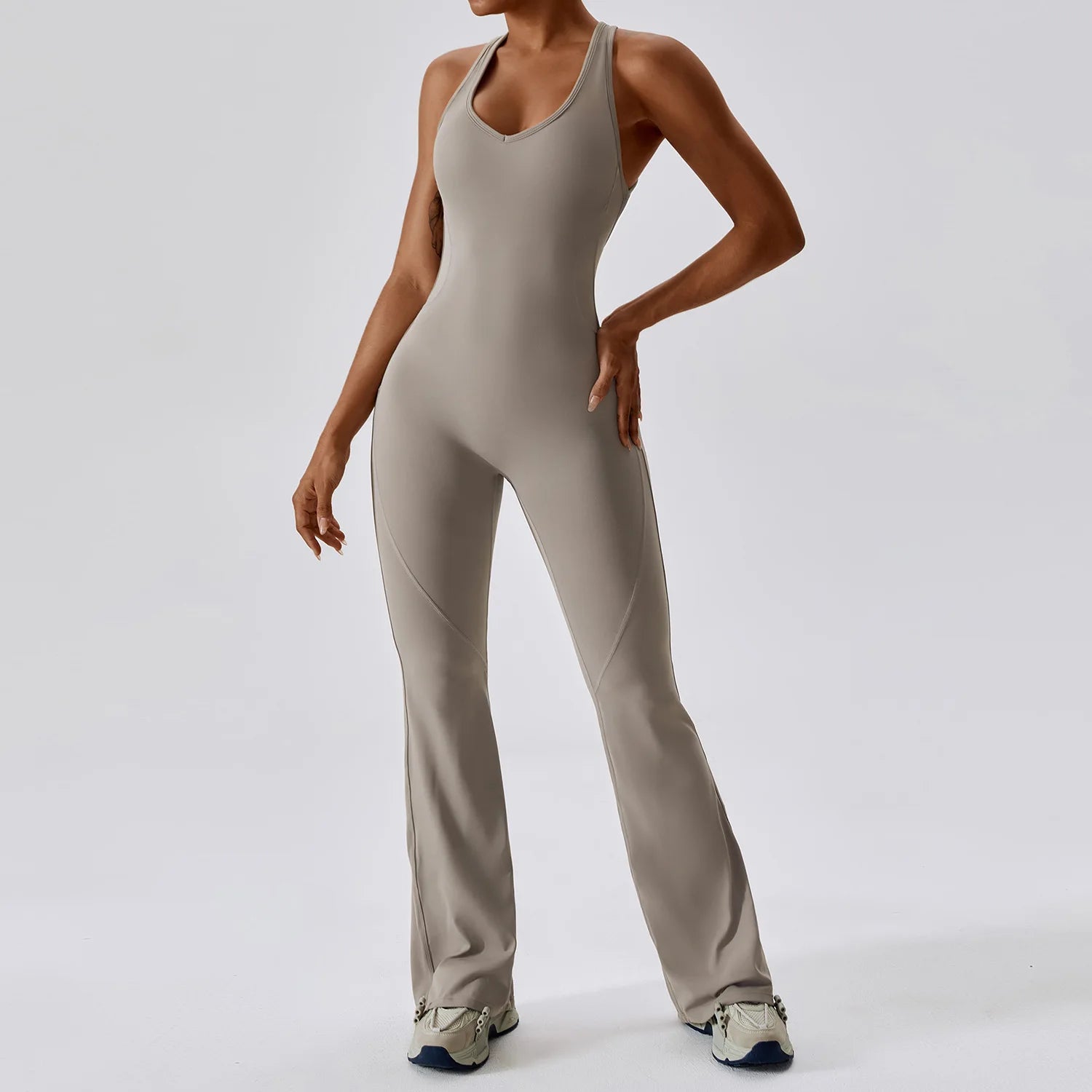 Plus Size Elastin Backless Workout Romper Quick Dry Flare Leggings Yoga Jumpsuits Knitted Women Custom  Gym Fitness Bodysuit