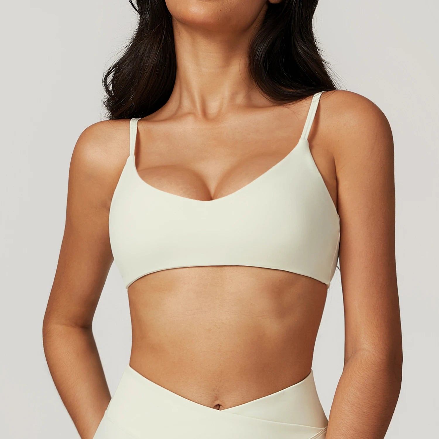 Custom Logo Gym Bra Backless Sports Bra U-Neck  Breathable Quick Drying Recycled Nylon Yoga Yoga Bra Sports Bra